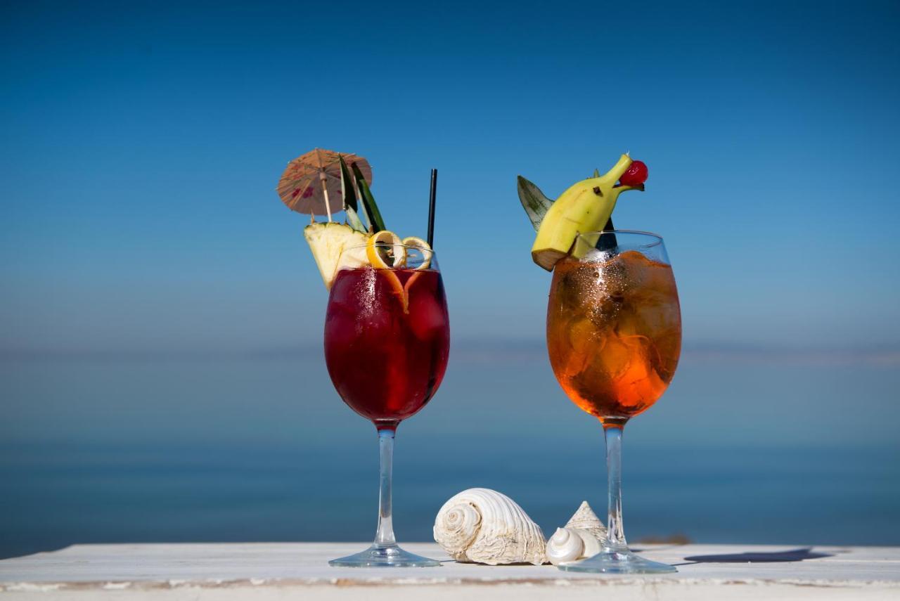 Hotel Pithari Agia Triada  Bagian luar foto