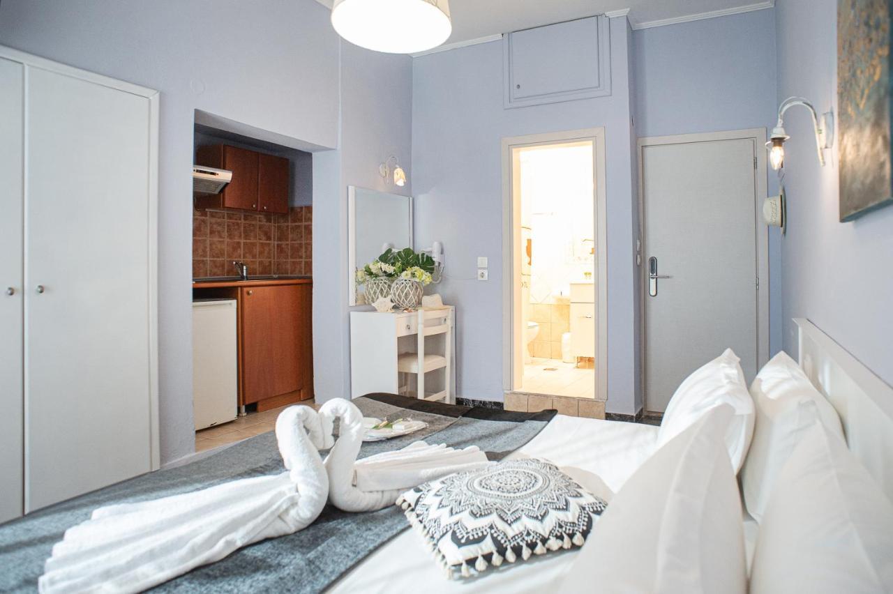 Hotel Pithari Agia Triada  Bagian luar foto