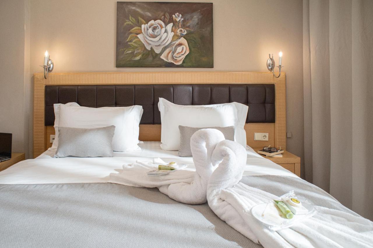 Hotel Pithari Agia Triada  Bagian luar foto